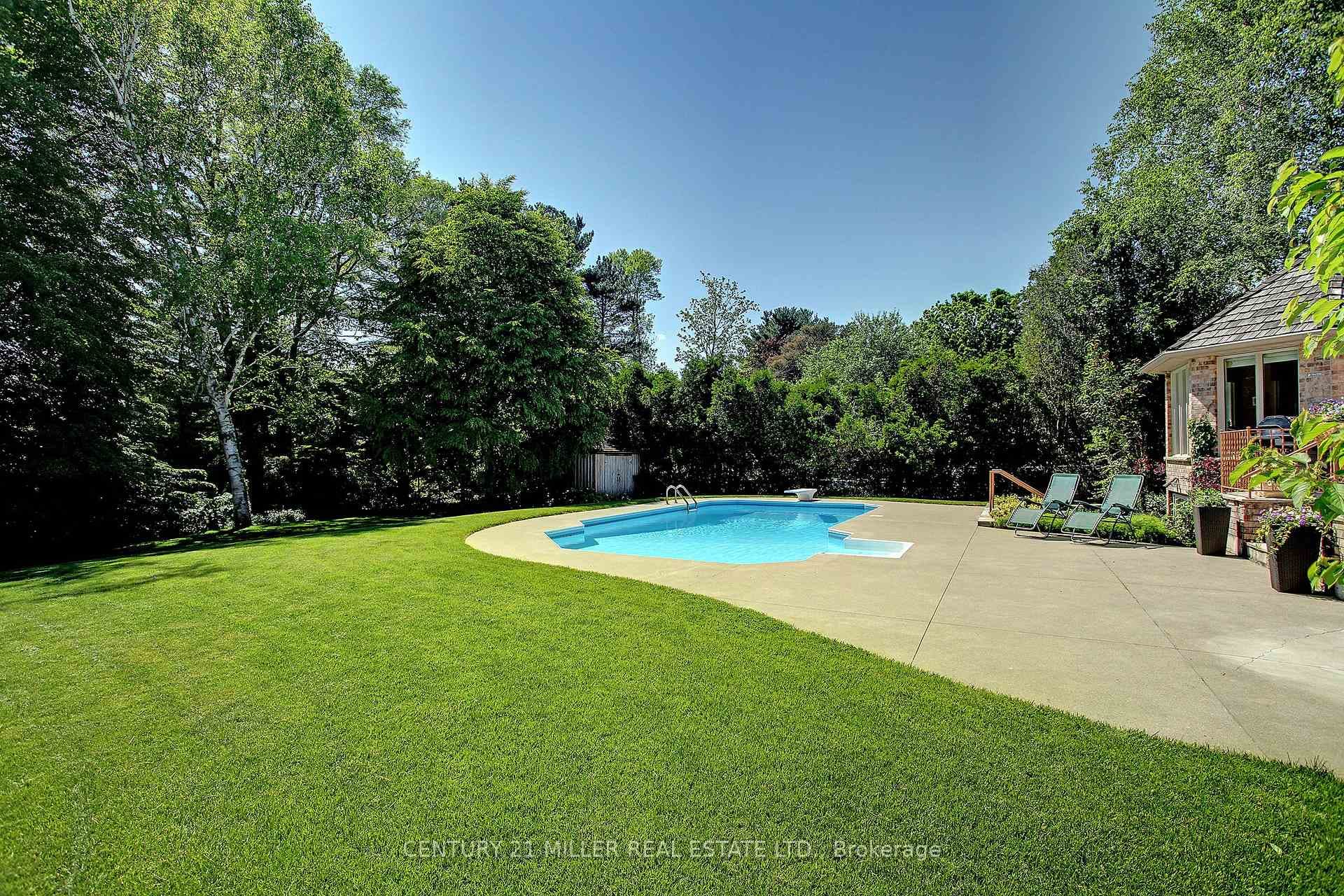 238 Elton Park Road photo 5