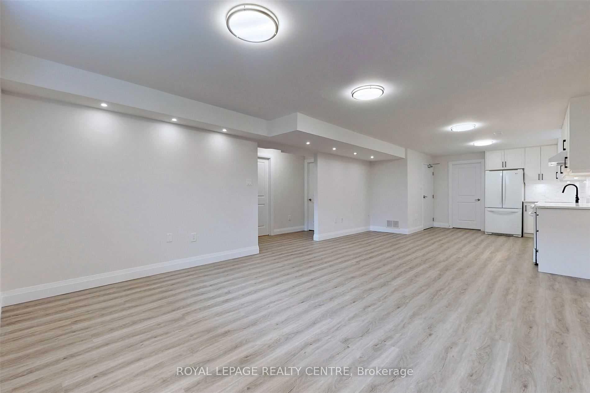 7 Atkins Drive Unit Lower photo 6
