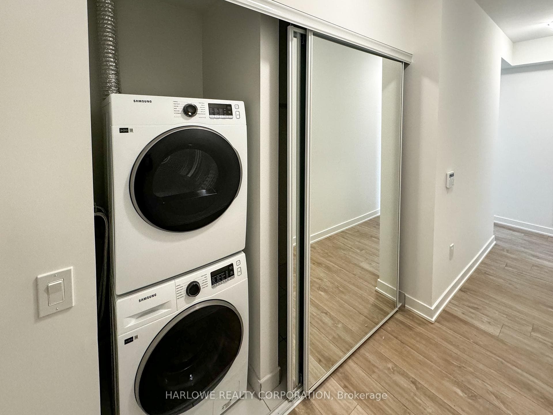 100 Dalhousie Street Unit 710 photo 4