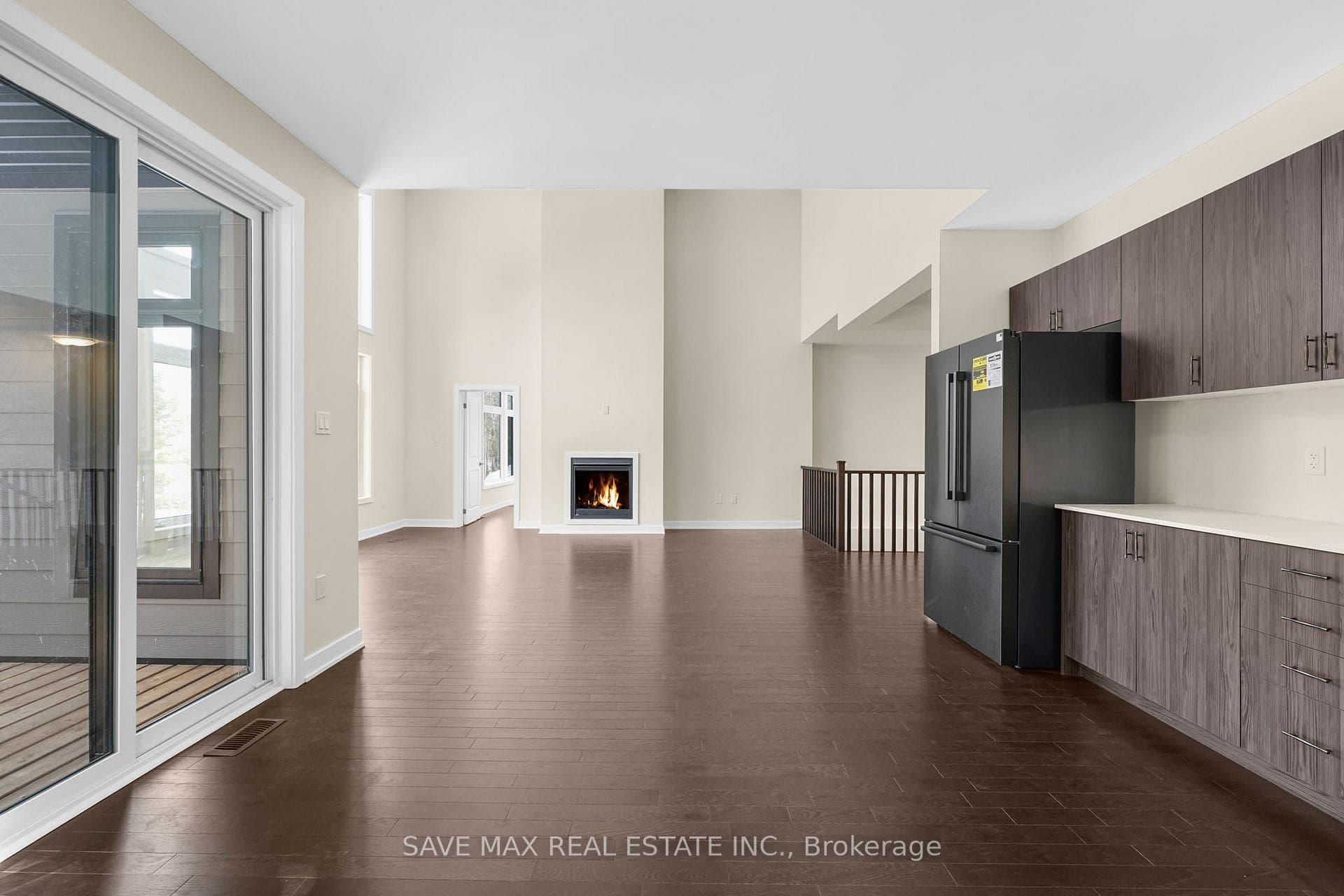 1007 Kingsridge Court photo 24