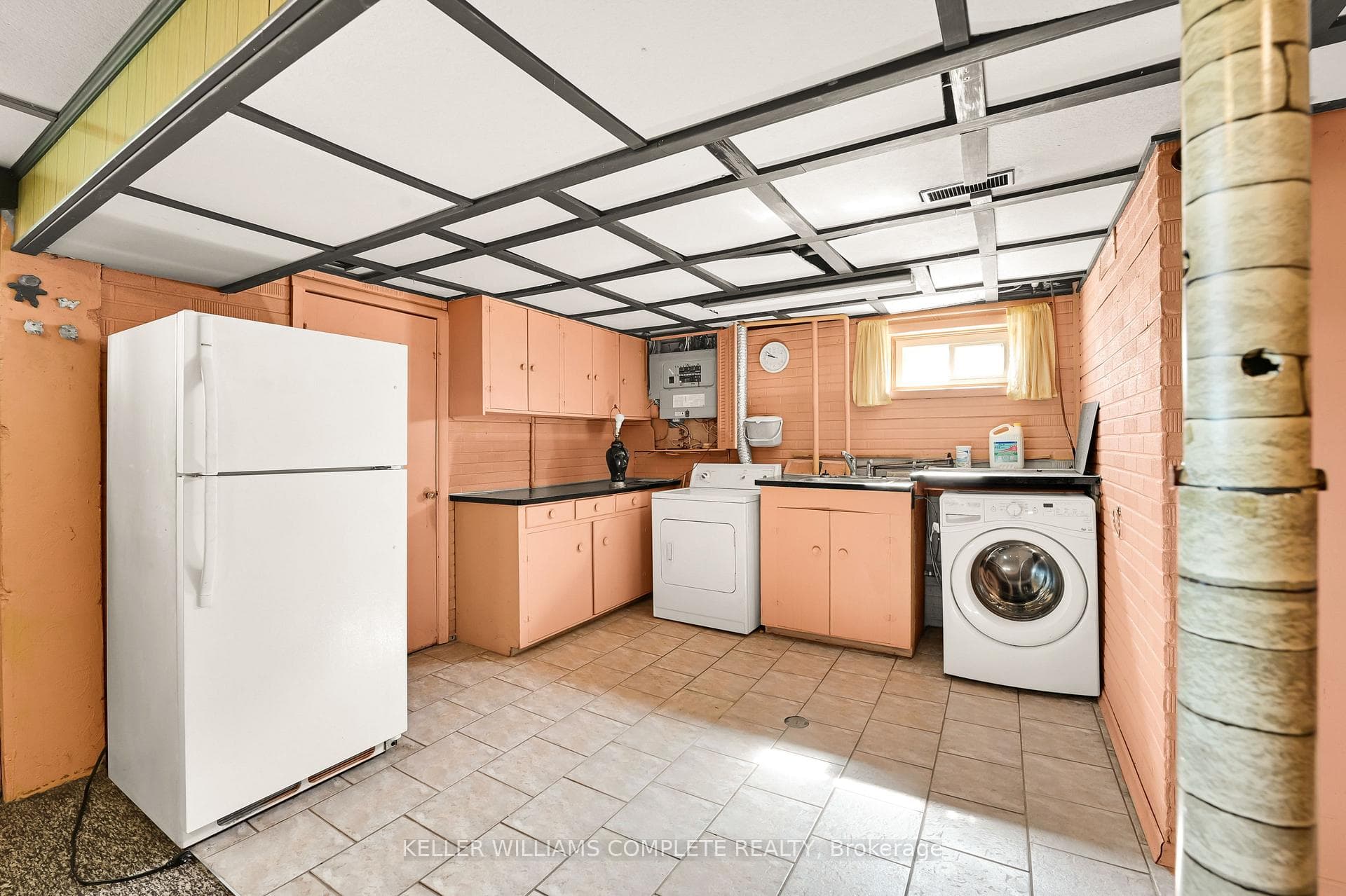20 Burfield Avenue photo 14