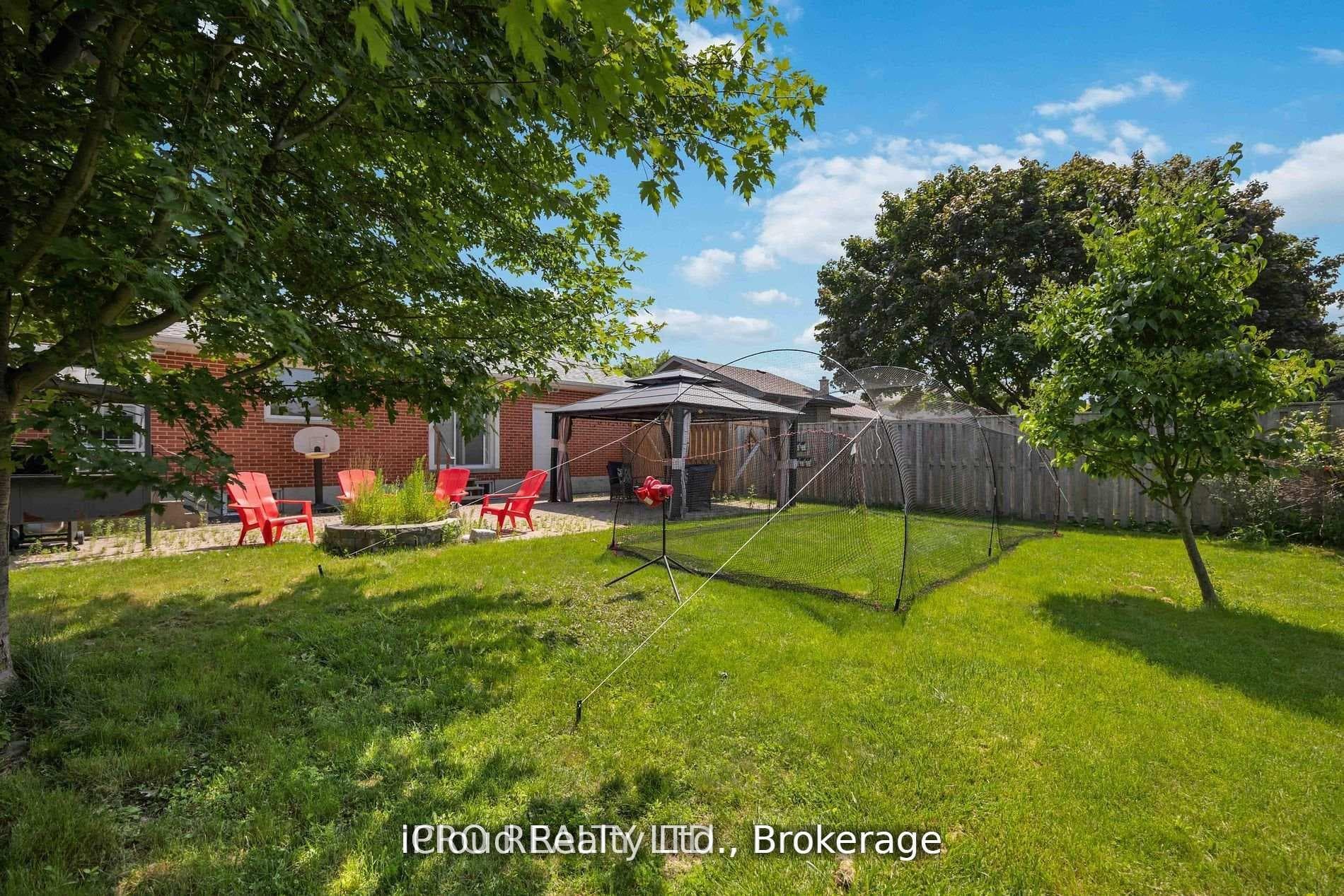 736 Westdale Street photo 6