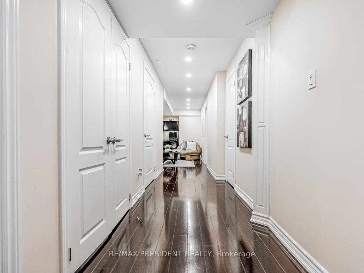 25 Sky Harbour Drive photo 27