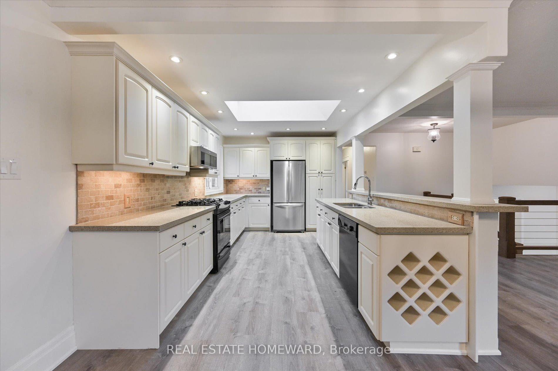 338 Melores Drive photo 21
