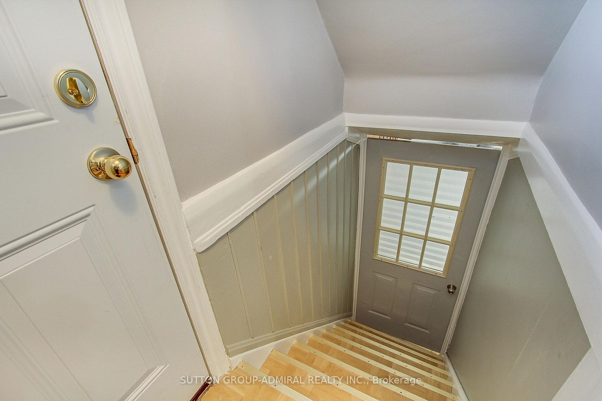 194 Cocksfield Avenue Unit BSMT photo 3