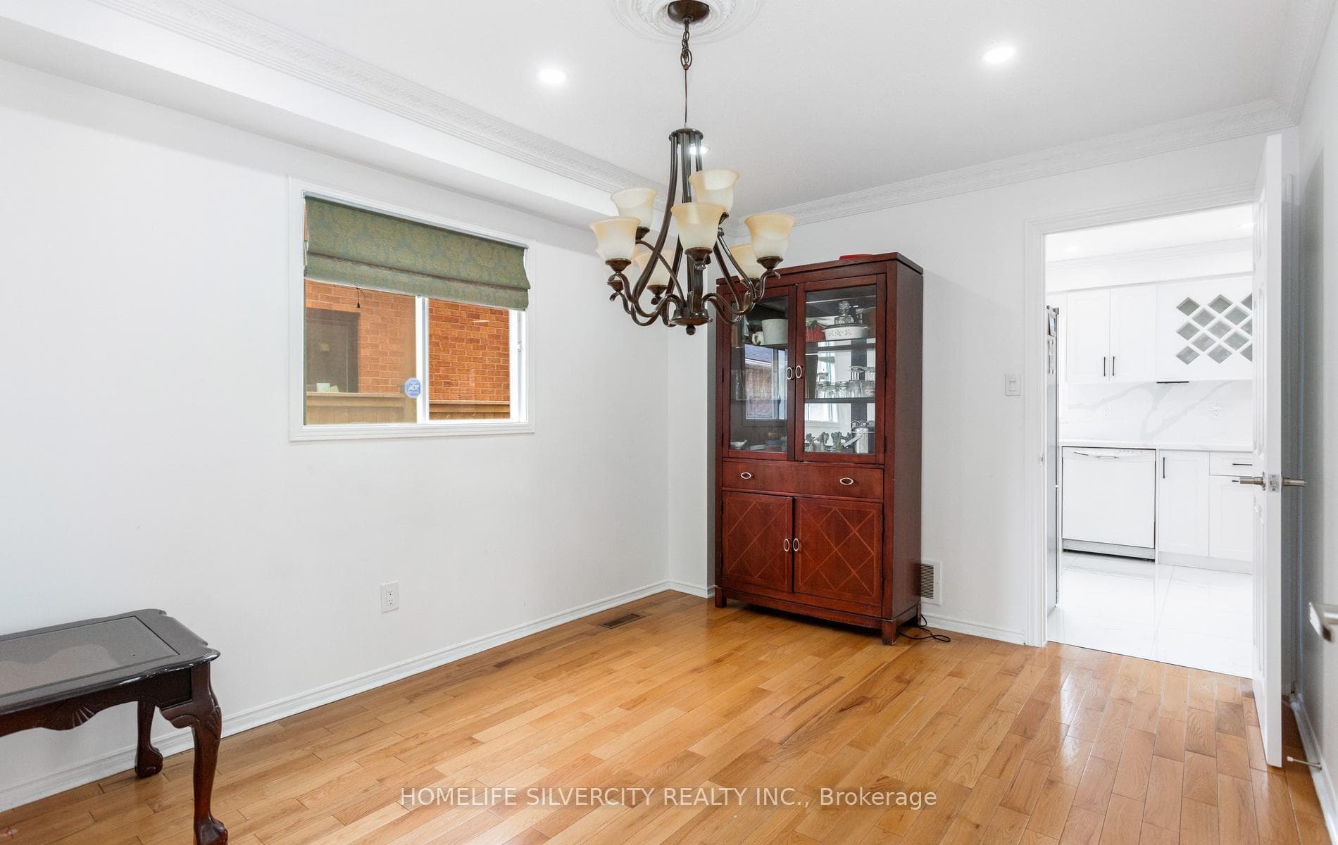 303 Hickory Circle photo 12