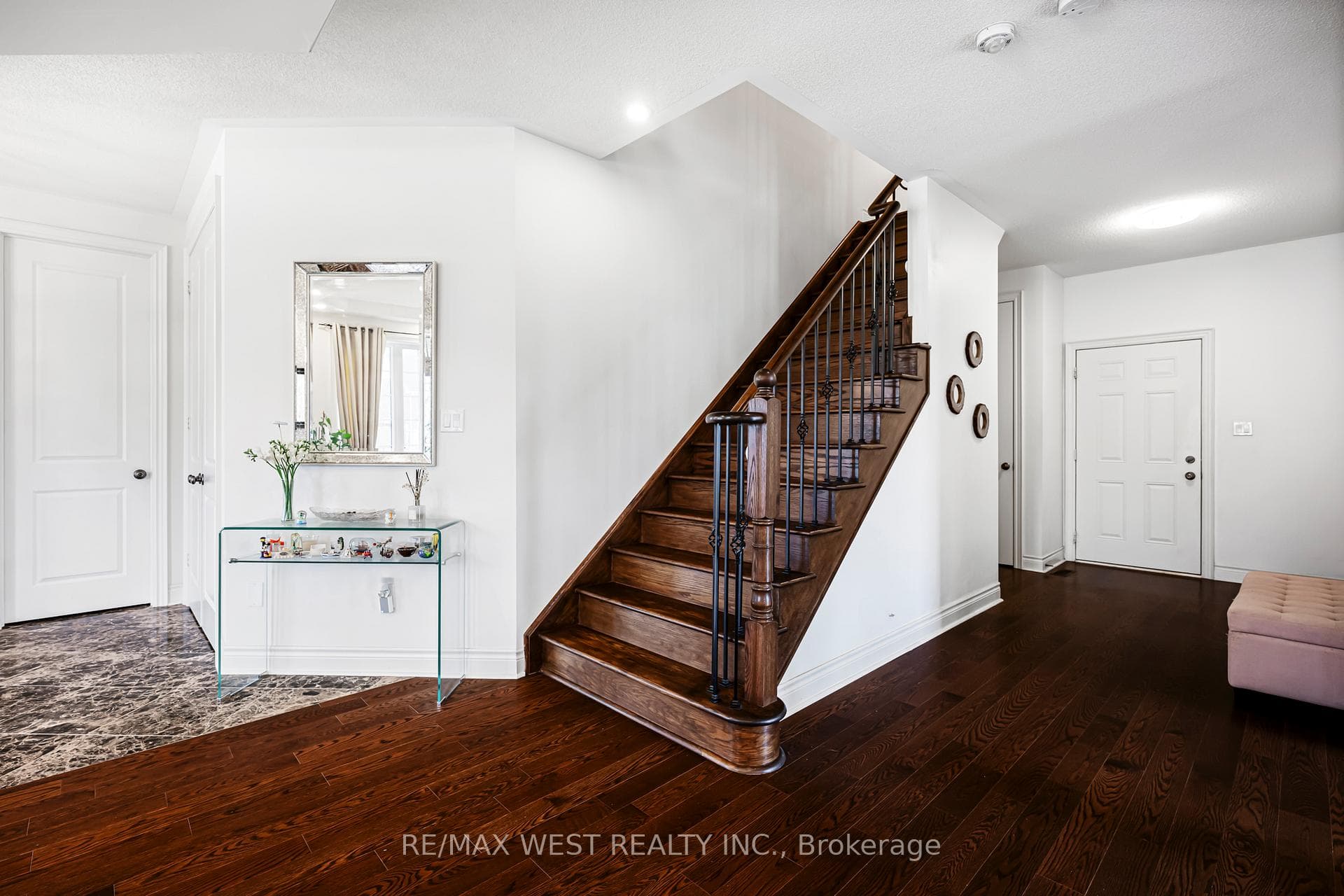 10 Stonegate Avenue photo 23