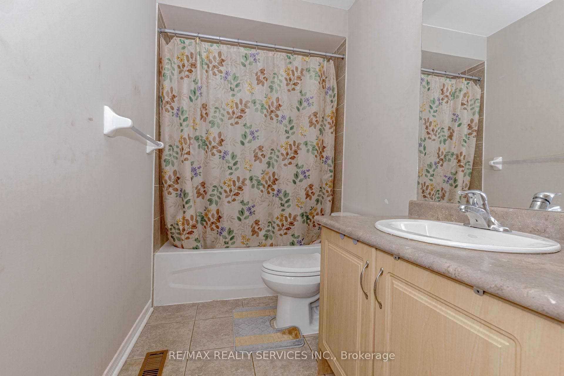 47 Curran Hall Crescent photo 17