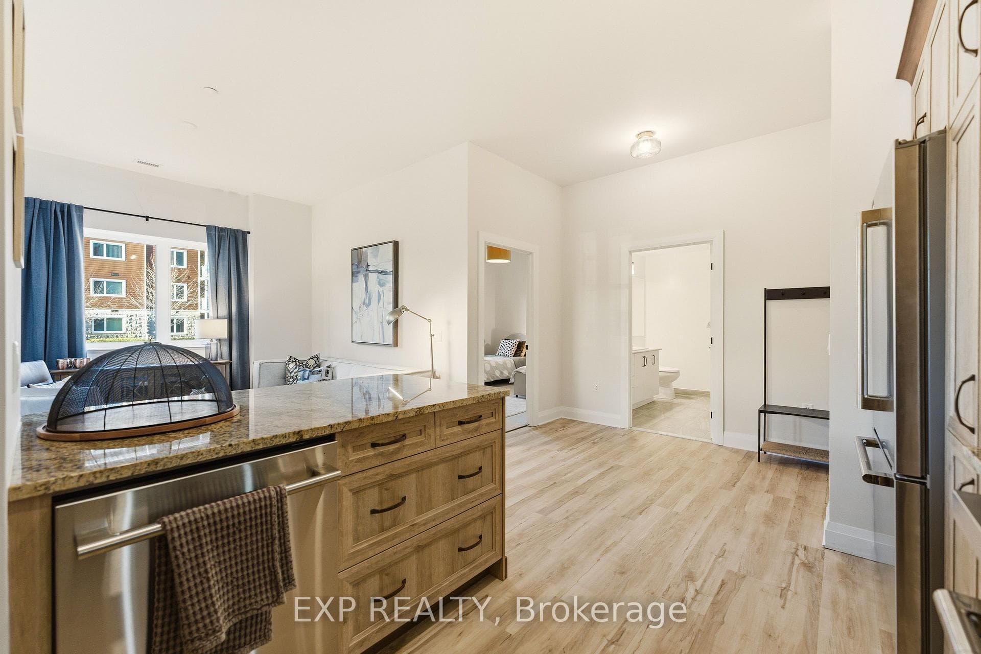 258 COLEMAN Street Unit C301 photo 16