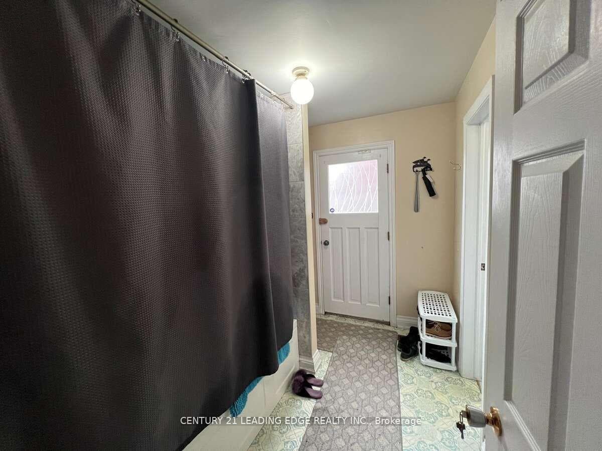 2567 Cliff Road photo 7