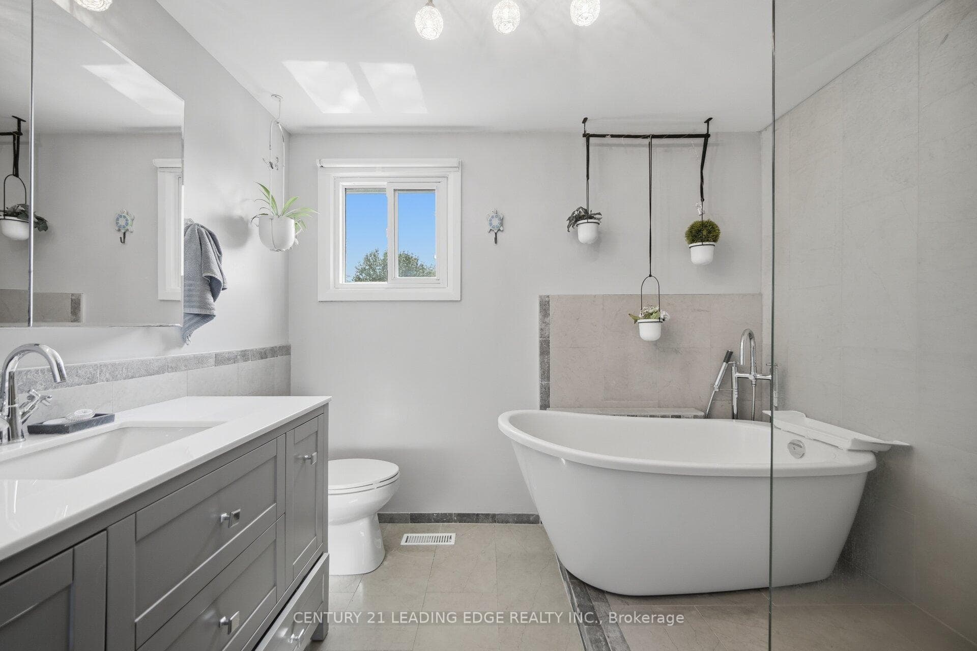 108 Millard Street photo 11