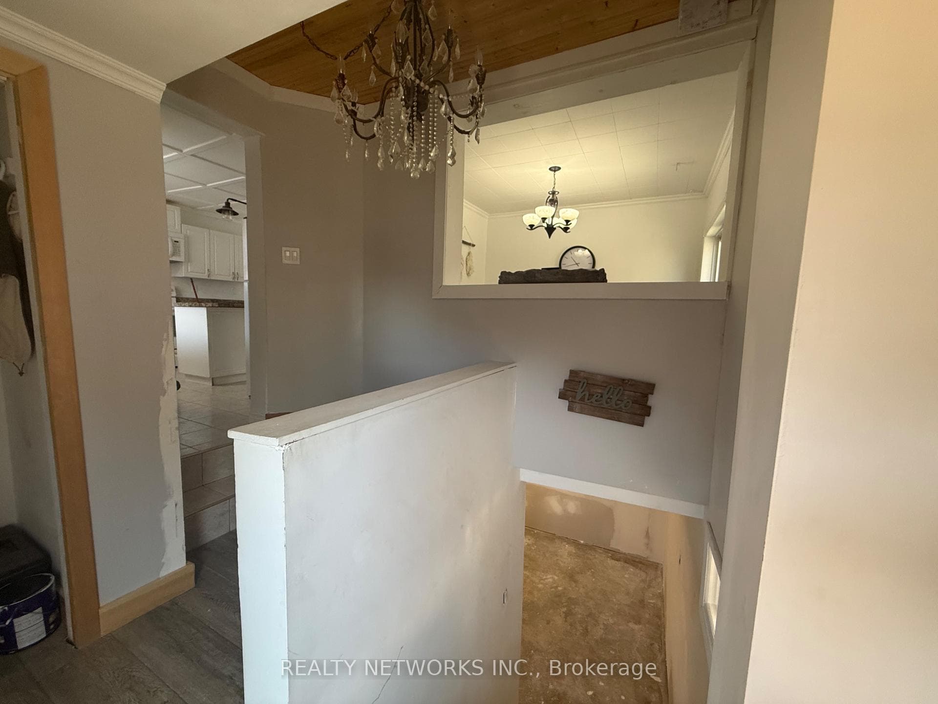 221 Commercial Avenue photo 12