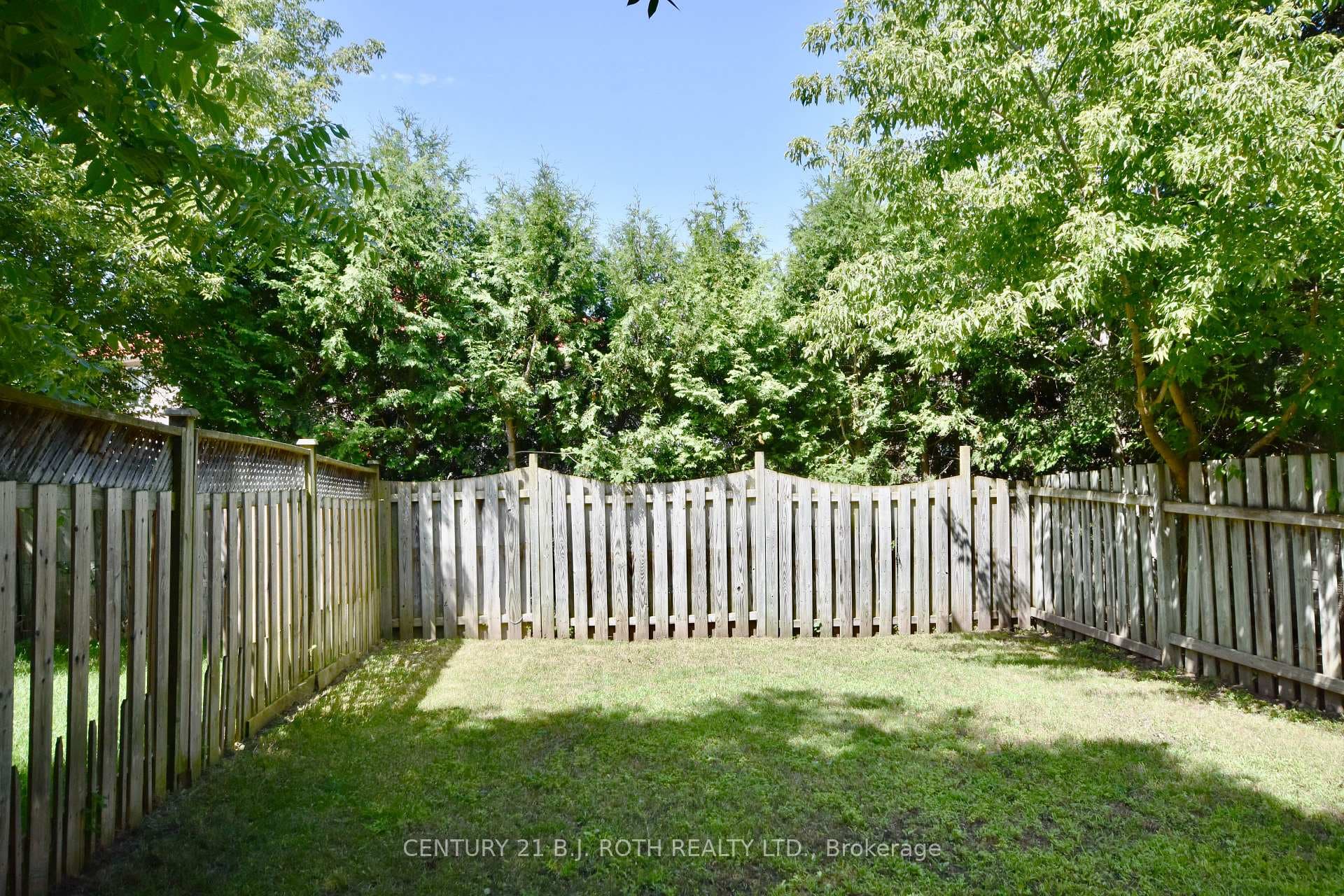 121 Cunningham Drive photo 24