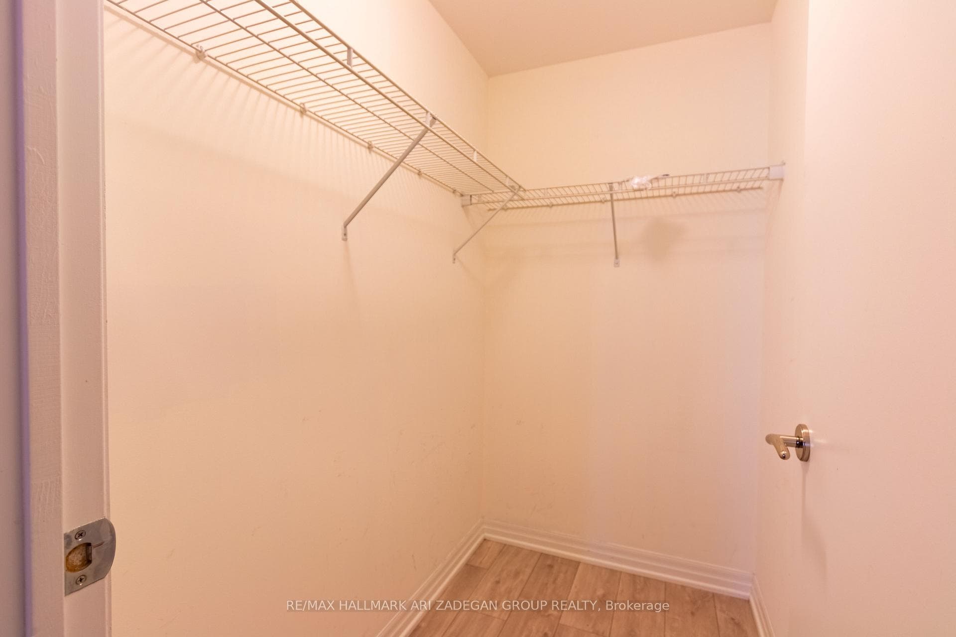 88 Blue Jays Way Unit 2503 photo 24
