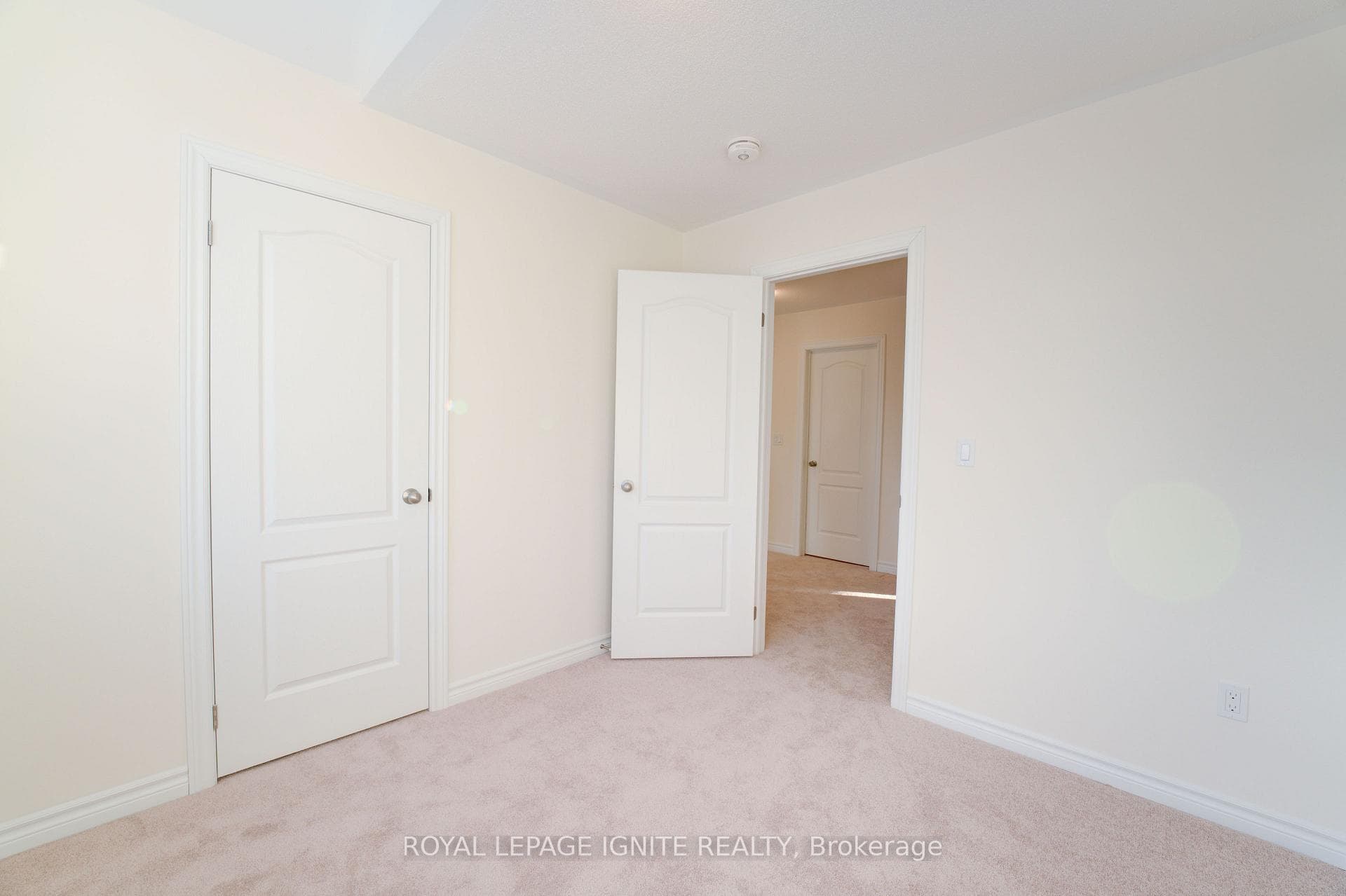 21 Raines Road photo 26