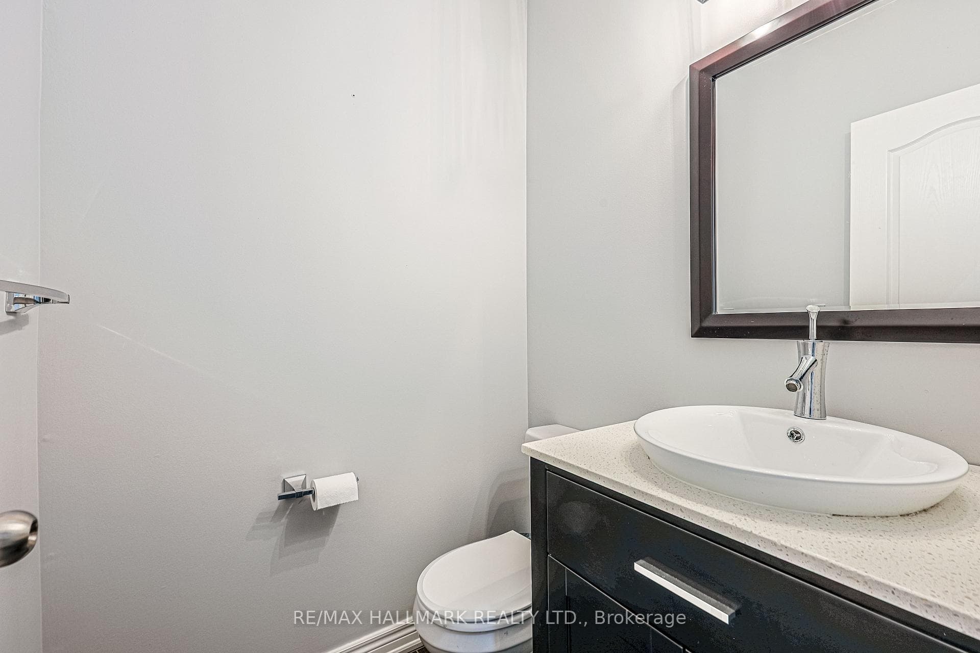 256 Sandale Road photo 5
