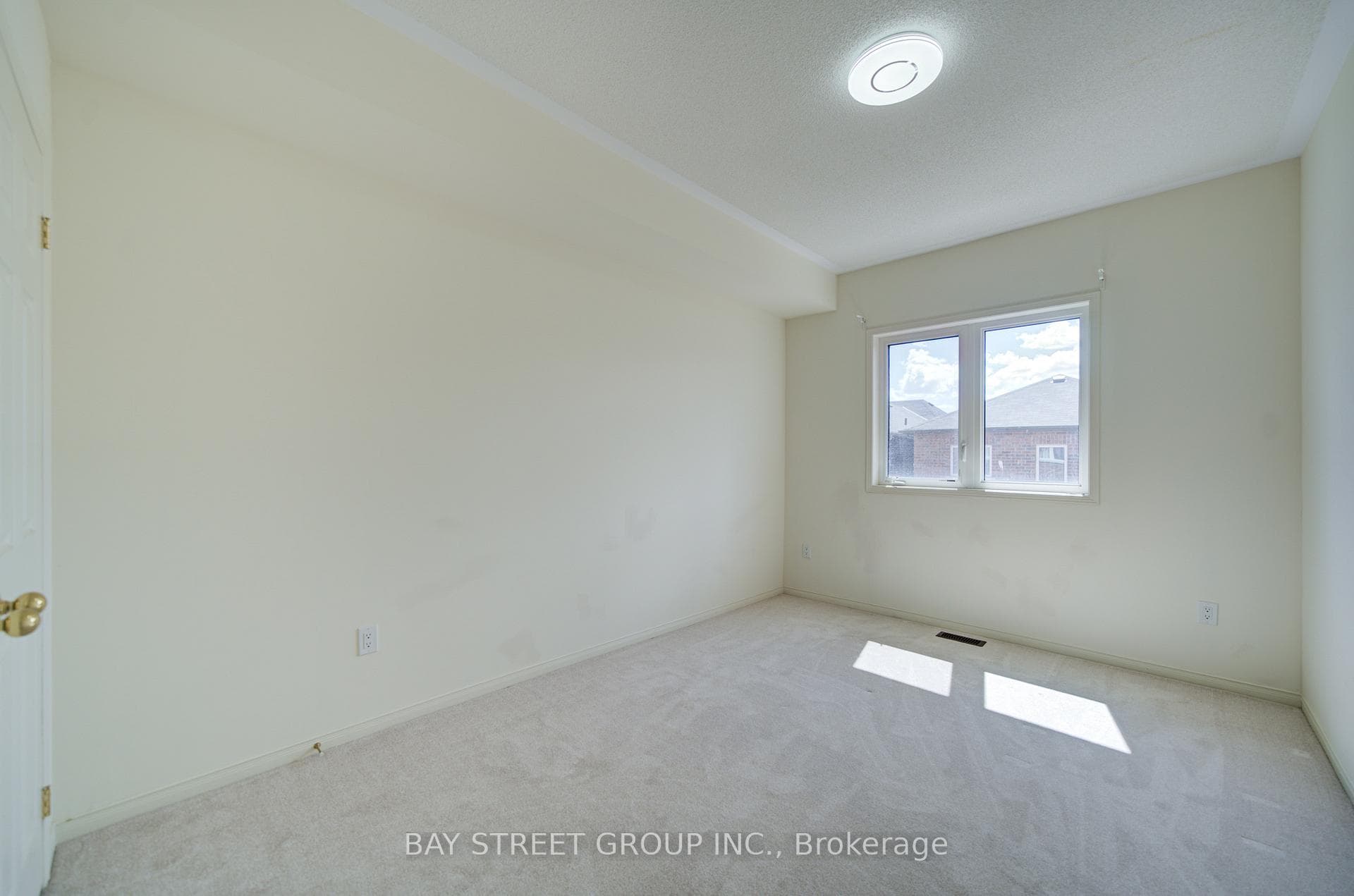 114 Ness Drive photo 21