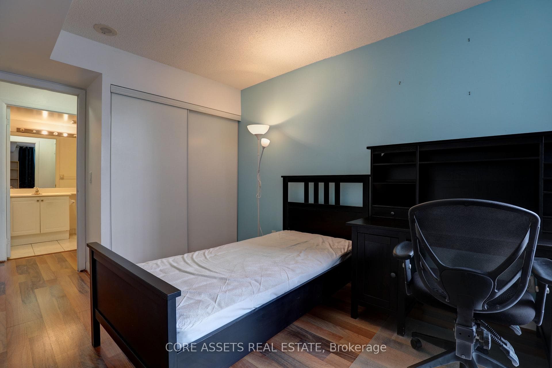 4968 Yonge Street Unit 1211 photo 16