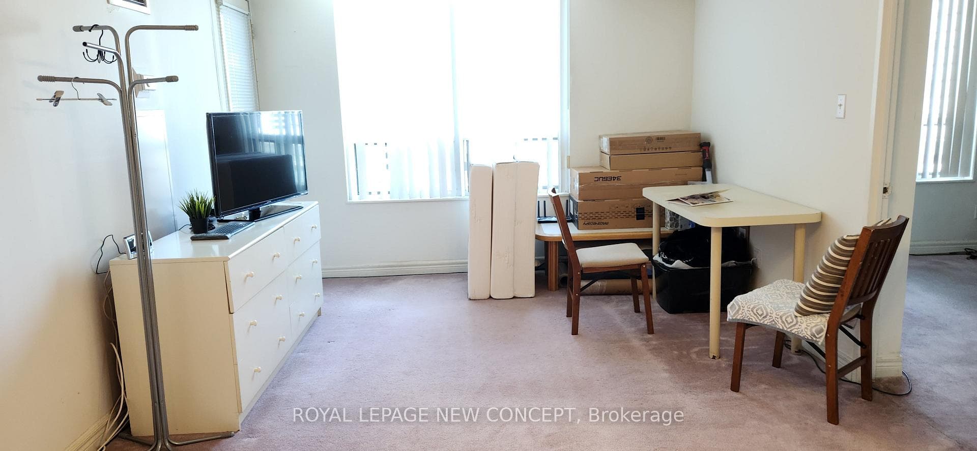 28 Empress Avenue Unit 1202 photo 4