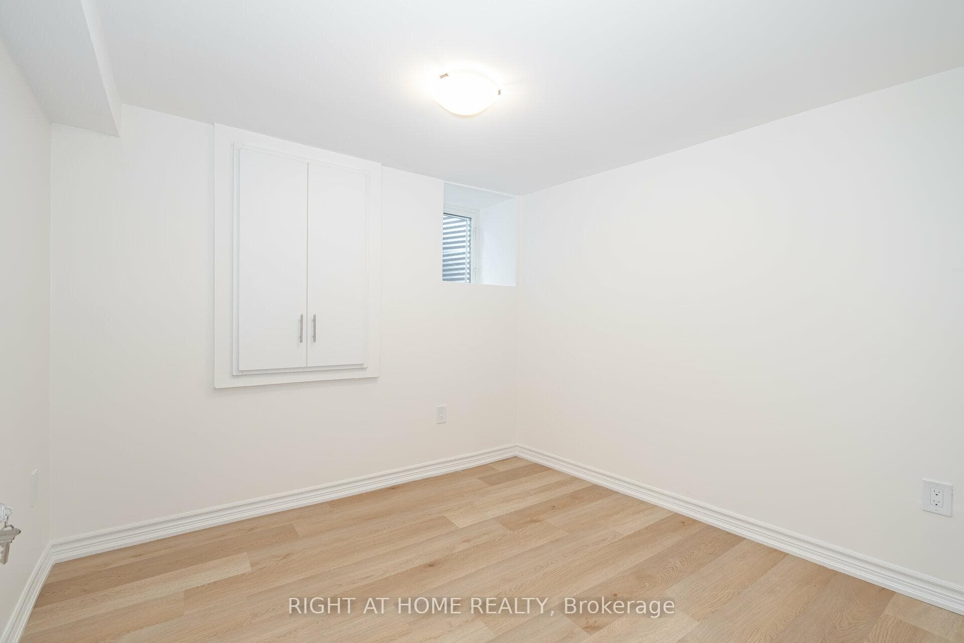 163 Bruce Street photo 29