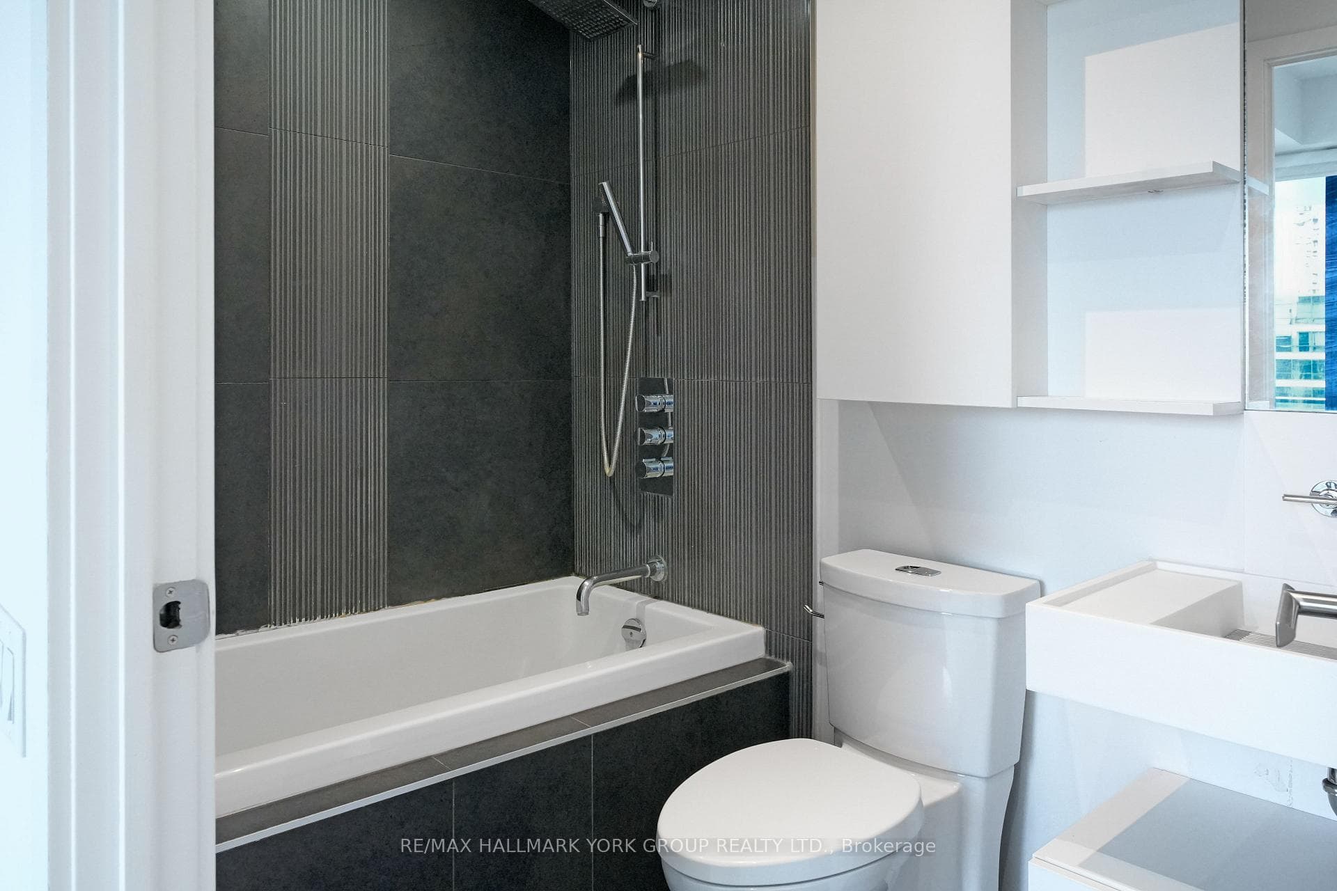 5 St Joseph Street Unit 2005 photo 14