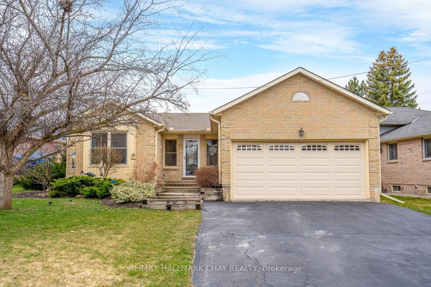 106 Hutchinson Drive photo 1