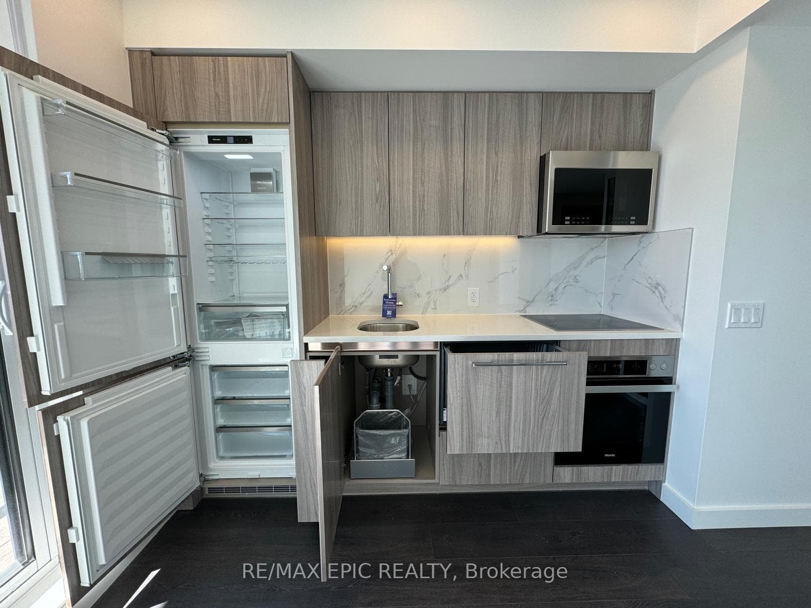 38 Widmer Street Unit 3610 photo 11
