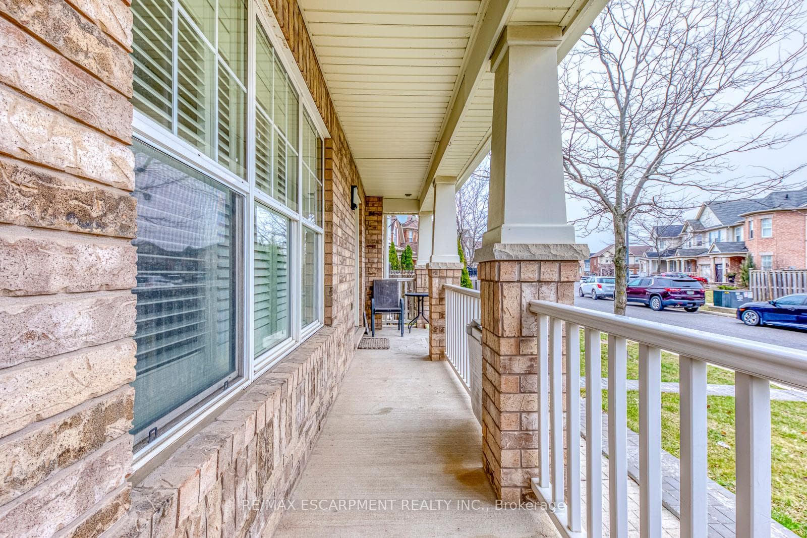 950 Hepburn Road photo 4