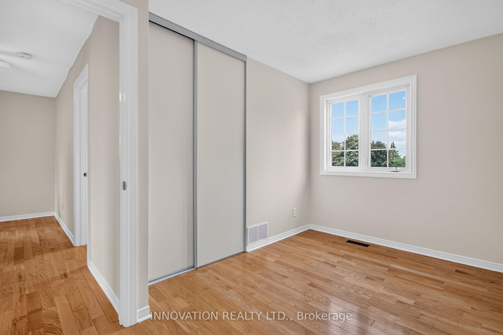 85 Hewitt Way photo 28