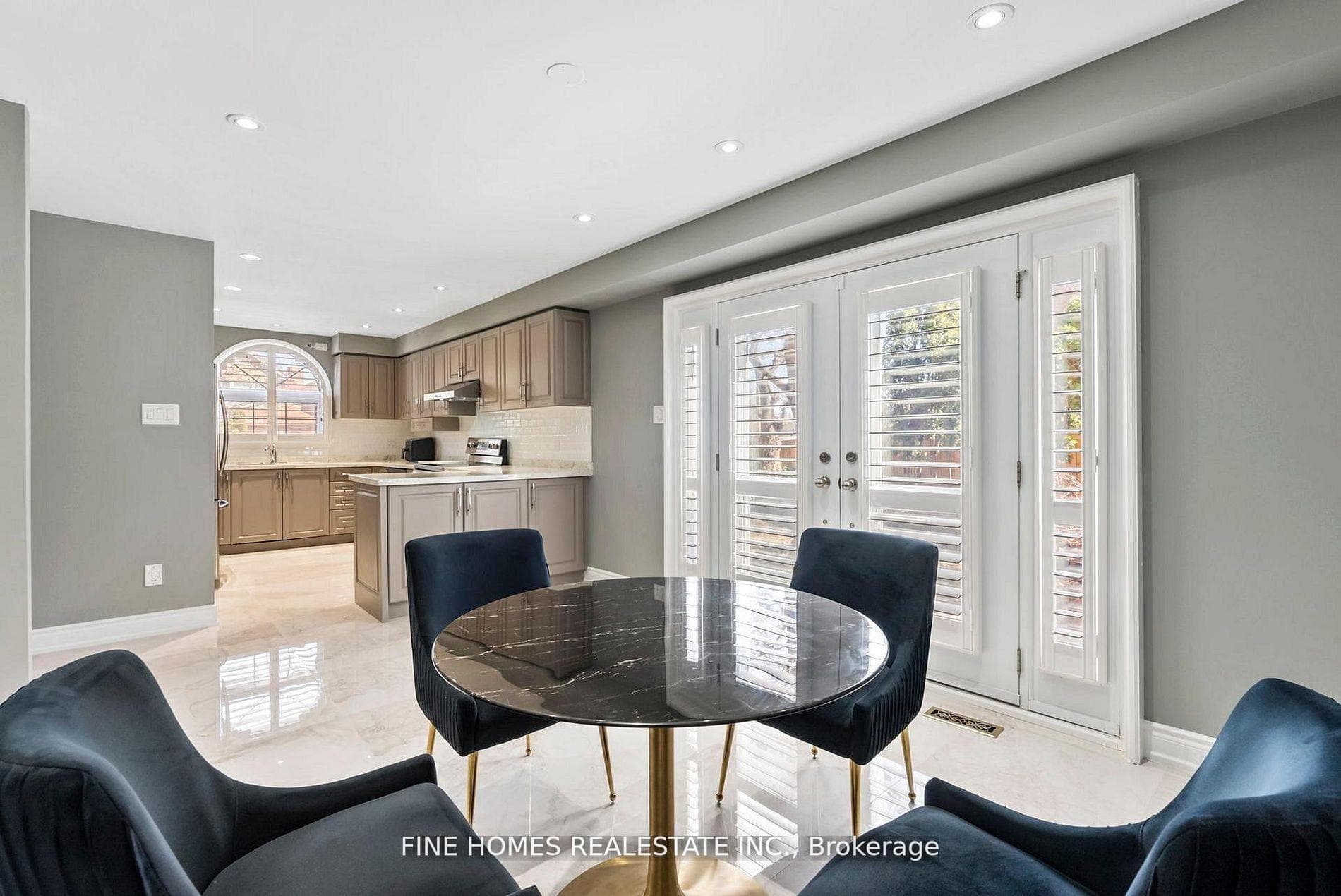 109 Angelina Avenue photo 10