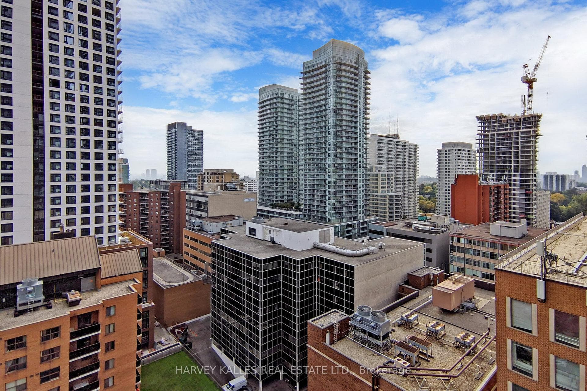 39 Roehampton Avenue Unit 1410 photo 22