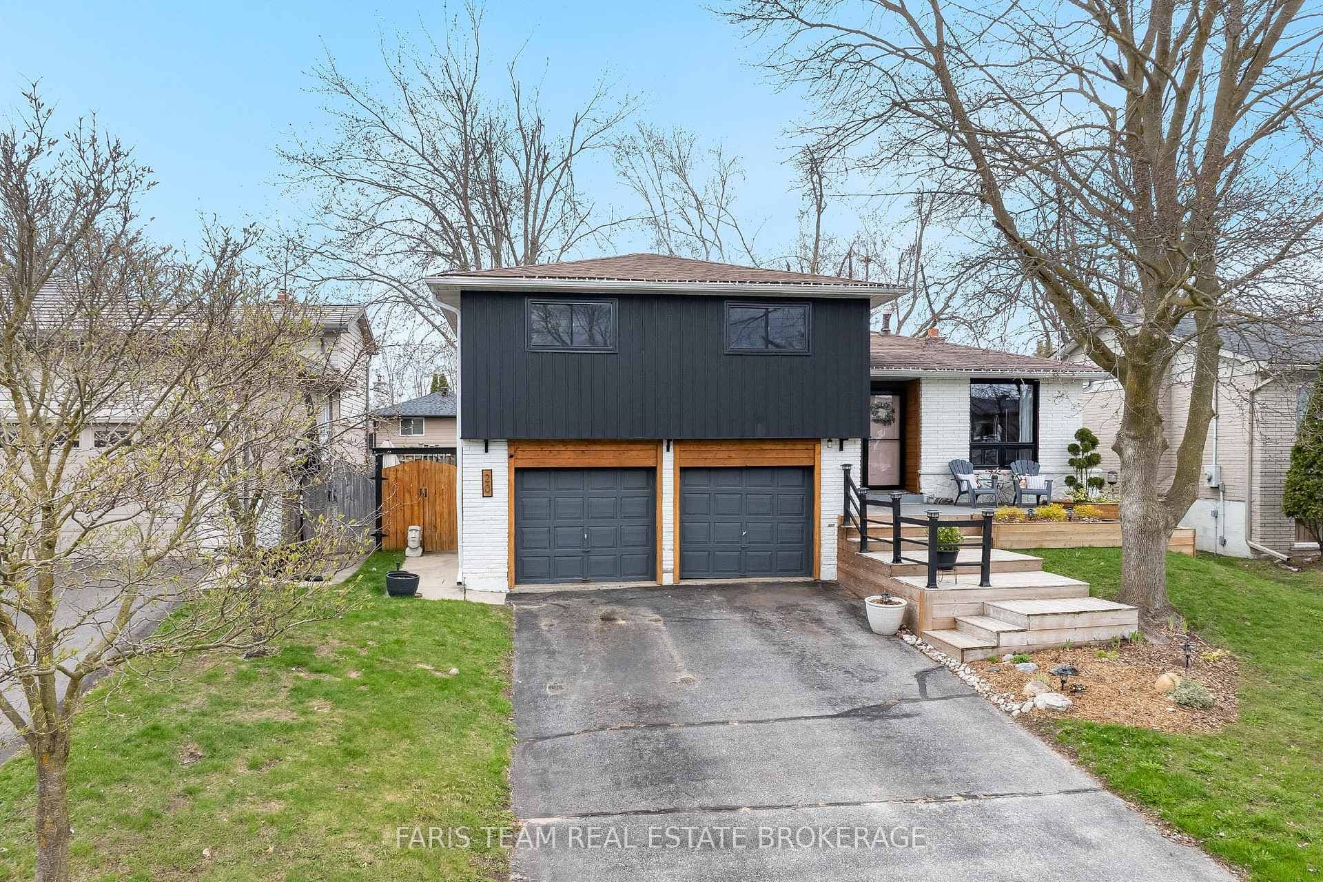 20 Carol Road photo 2