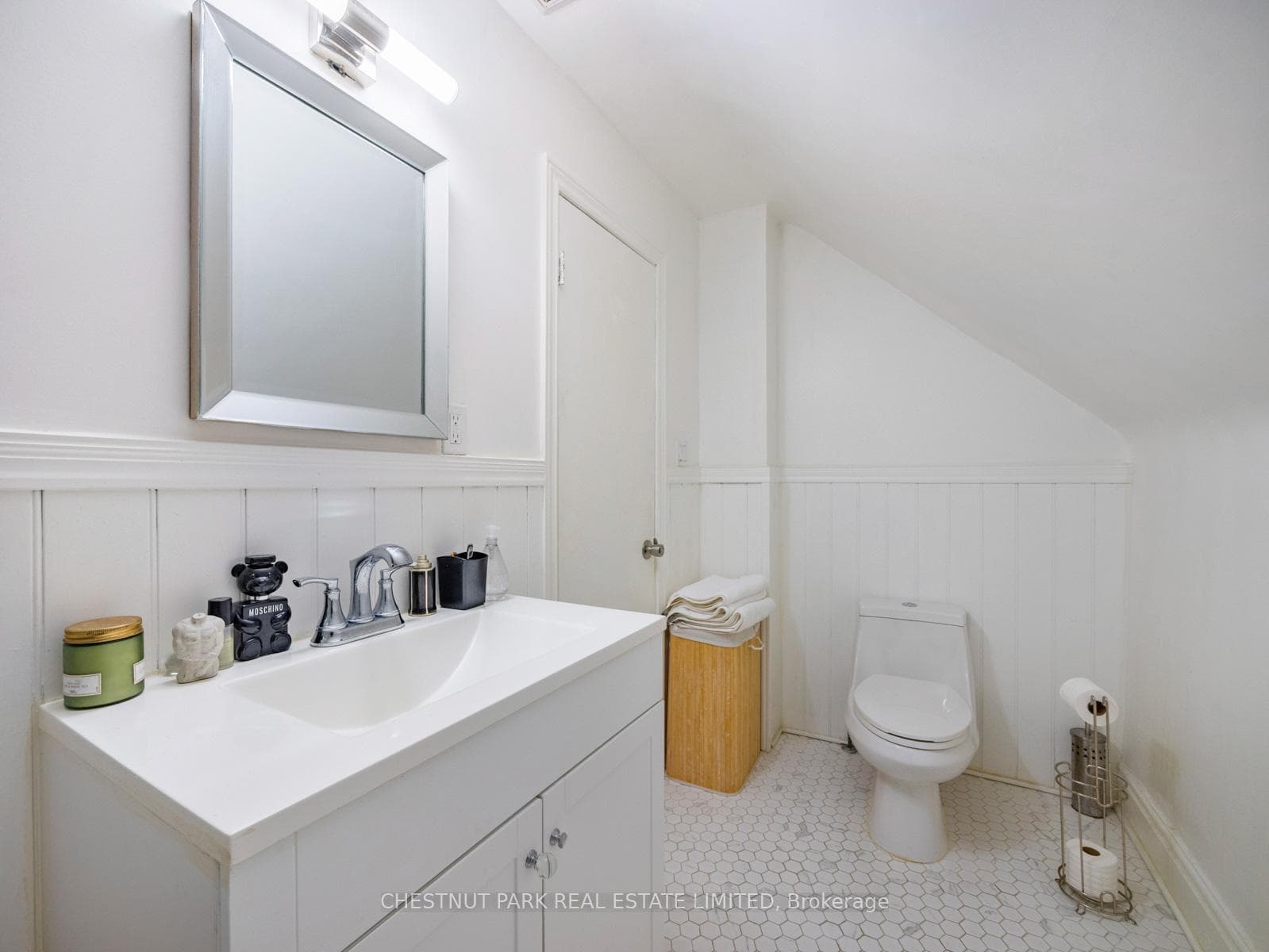 431 Broadview Avenue photo 46