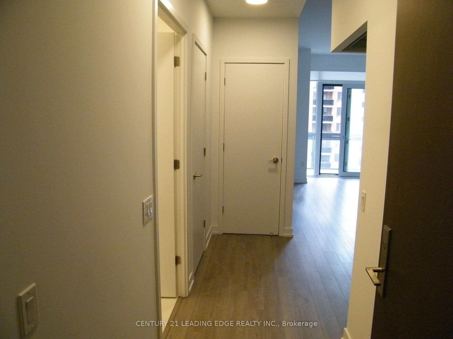 39 Roehampton Avenue Unit 509 photo 4