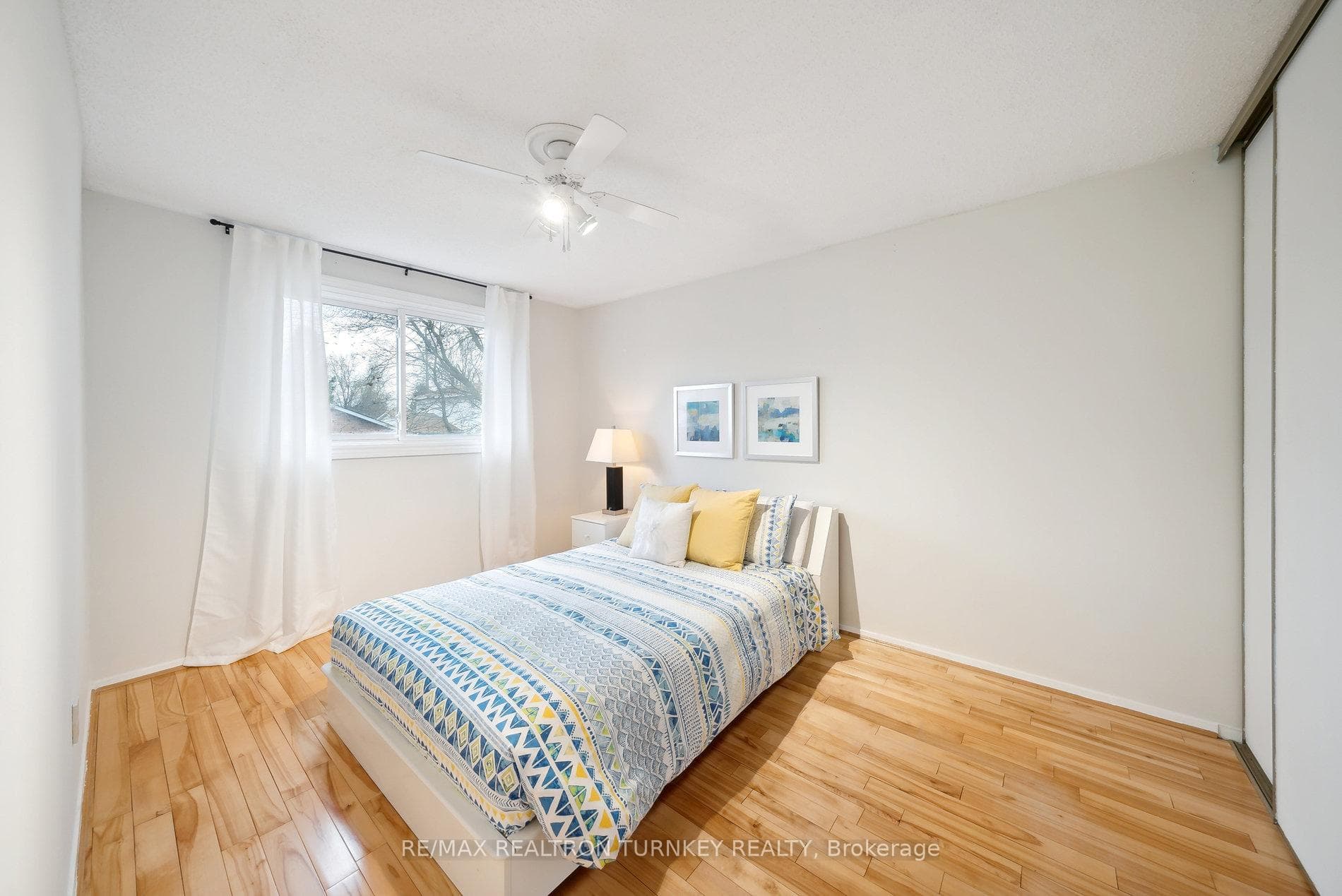 291 Manchester Drive photo 19