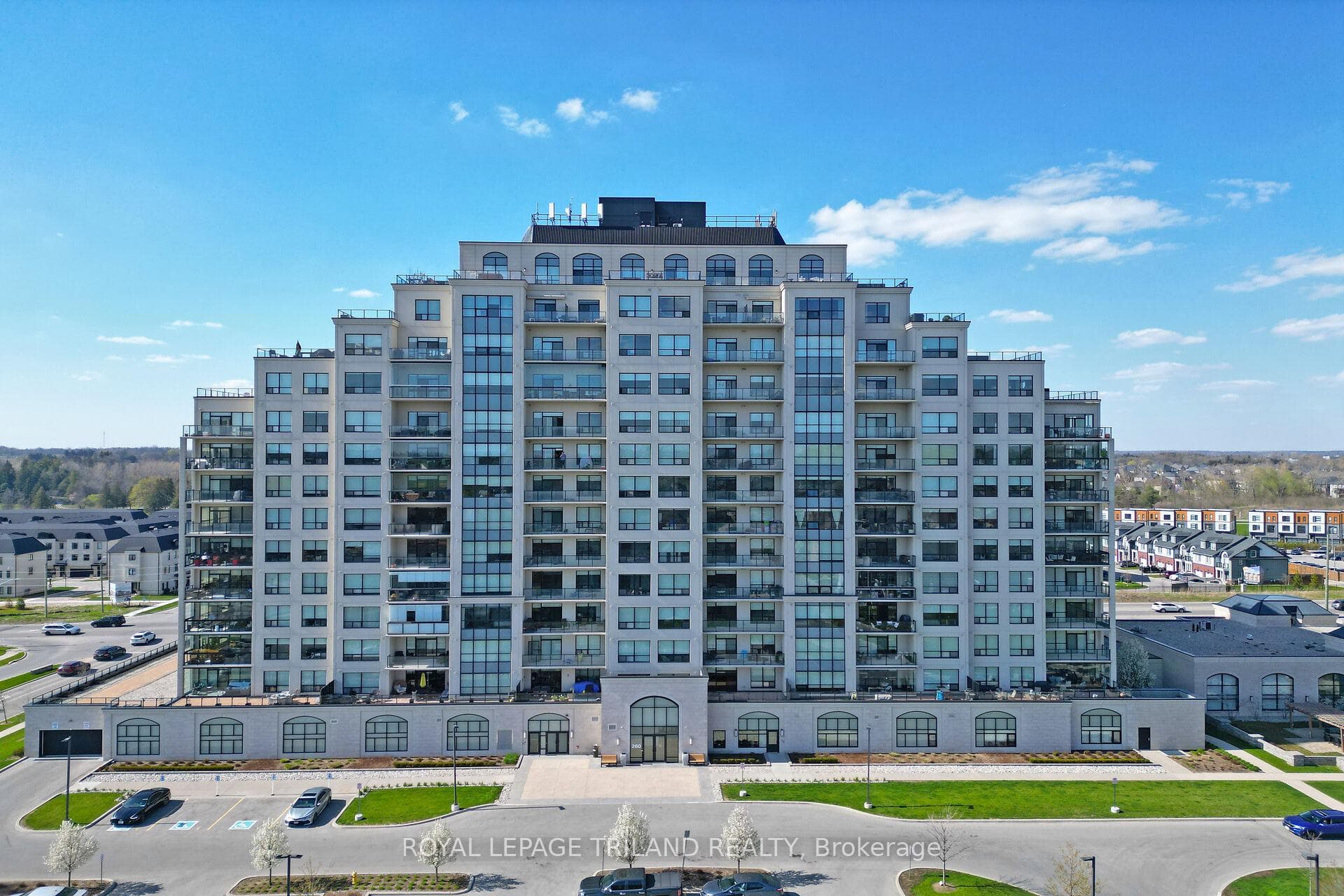 260 Villagewalk Boulevard Unit 801 photo 1