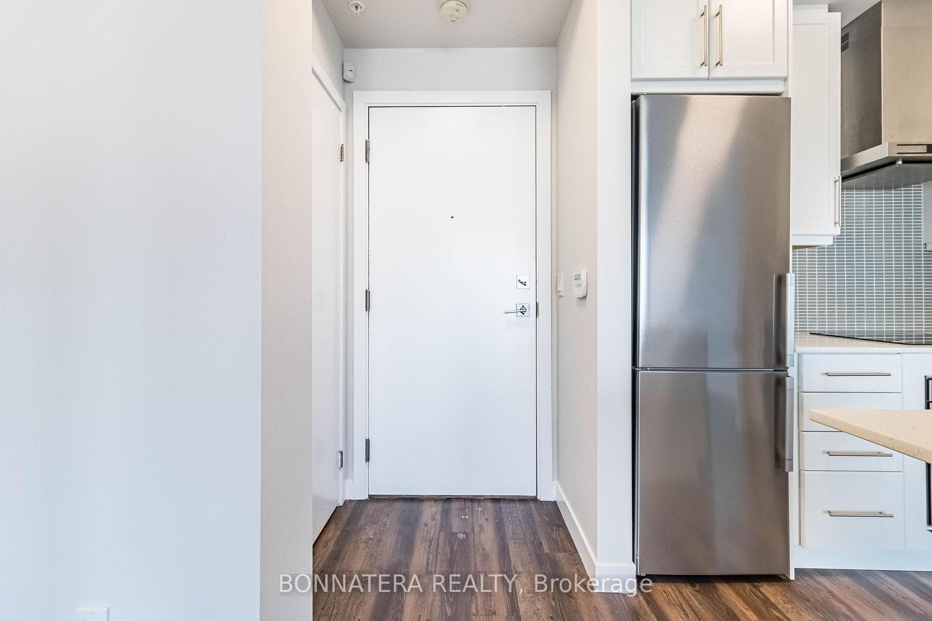 2081 Fairview Street Unit 803 photo 15