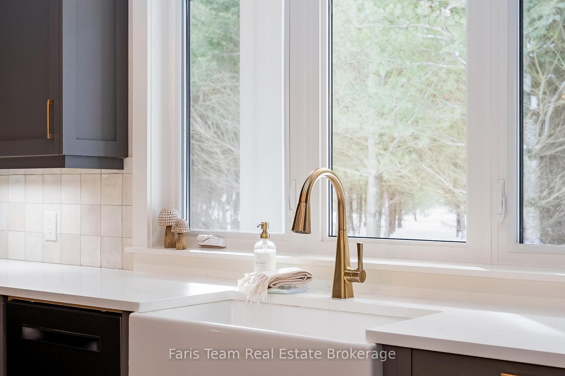 95 Dawsons Side Road photo 5