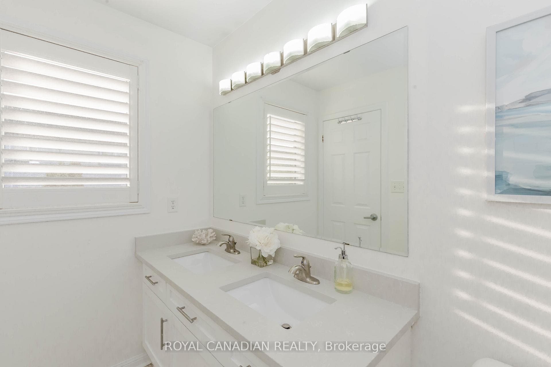 3161 Scotscraig Crescent photo 20