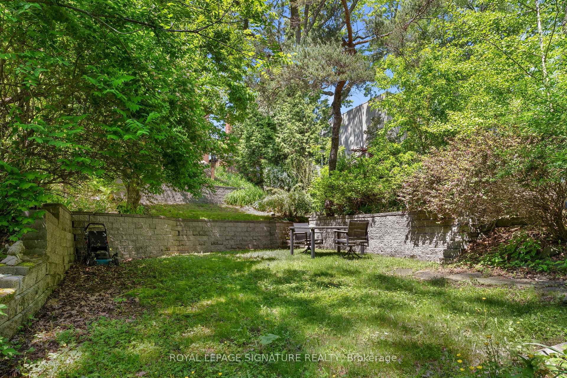 47 Don Valley Drive photo 45