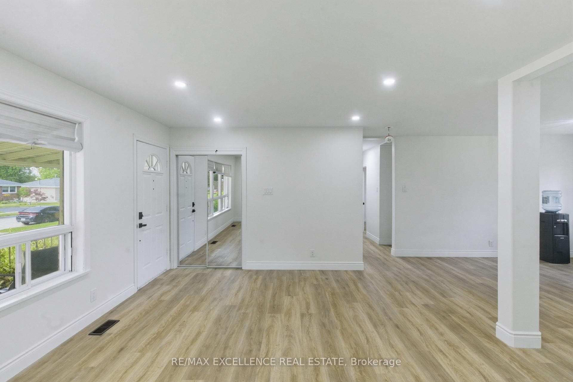 1814 Whitehall Drive photo 13