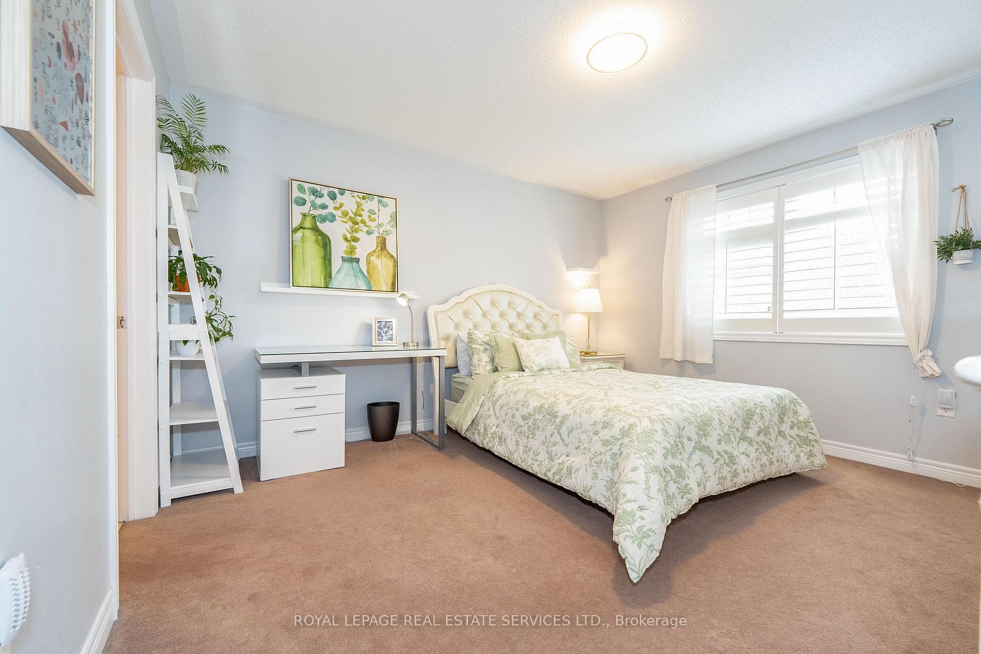 3396 Liptay Avenue photo 31