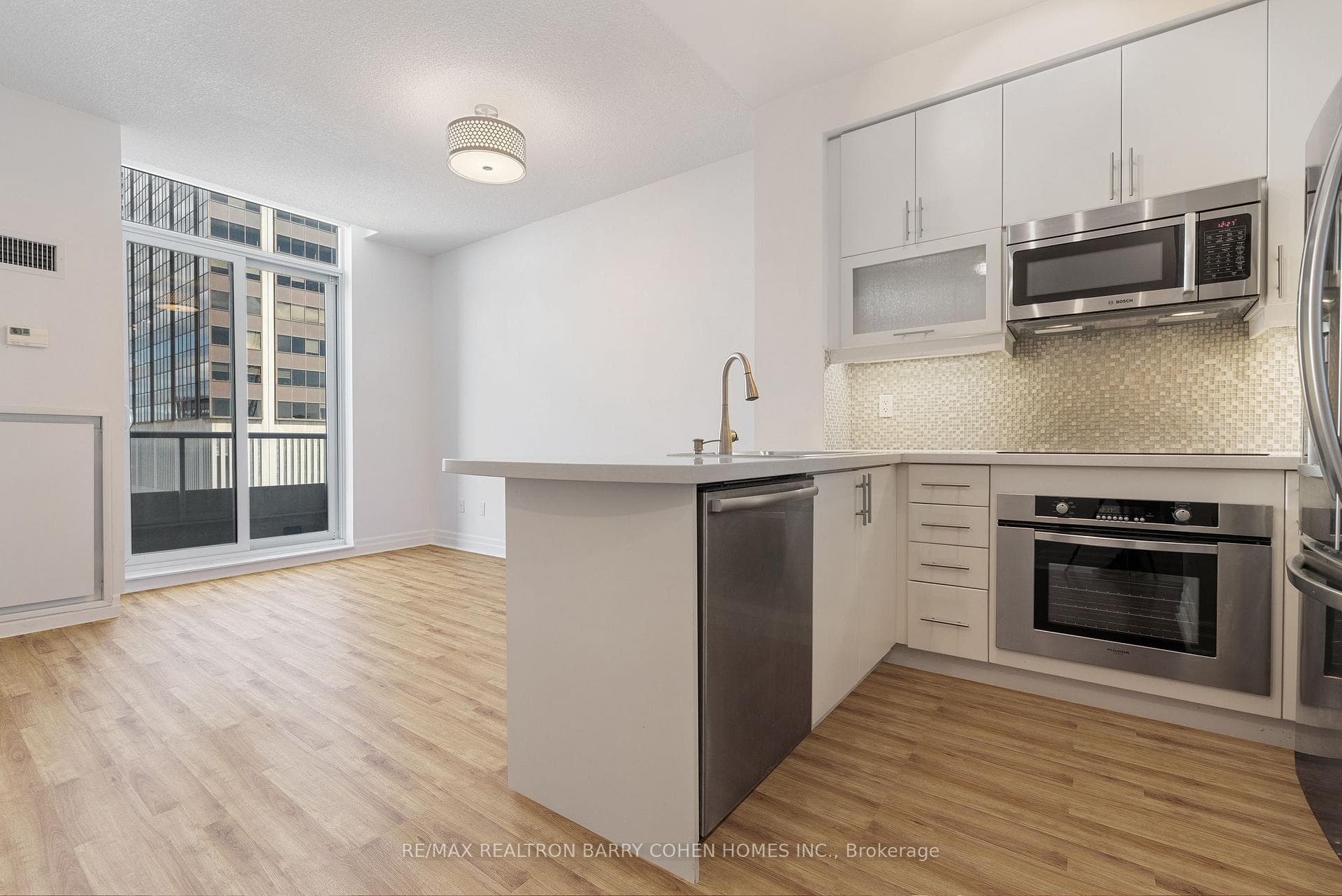 35 Balmuto Street Unit 2703 photo 7