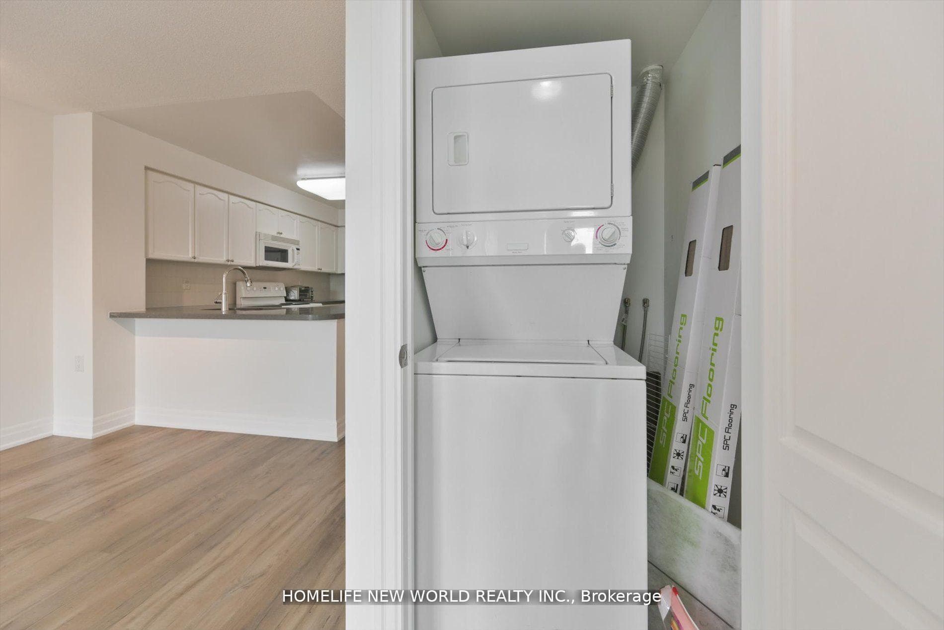 21 Hillcrest Avenue Unit 607 photo 15