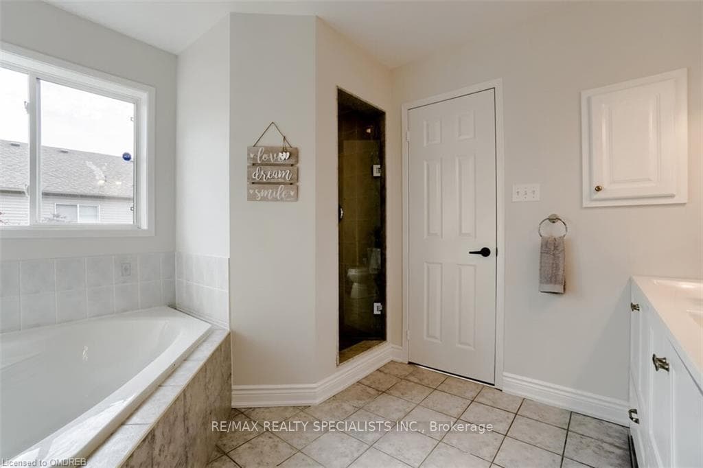 114 Gollins Drive photo 26