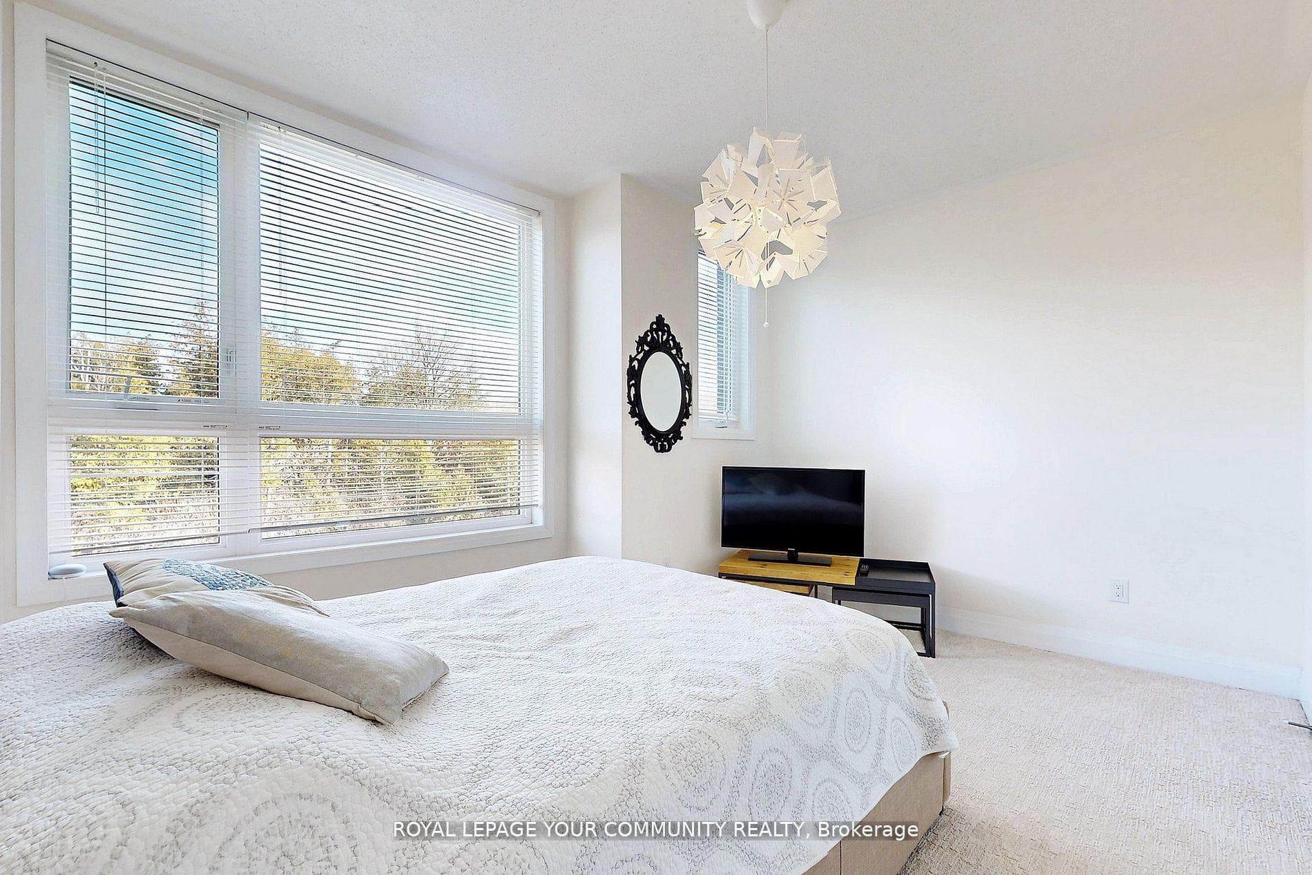 1870 Altona Road Unit 9 photo 29