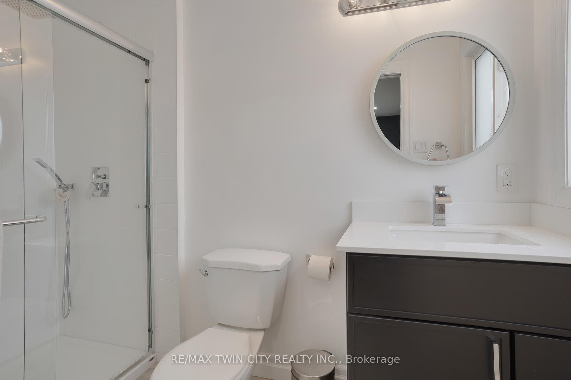 49 Wyandotte Court photo 24
