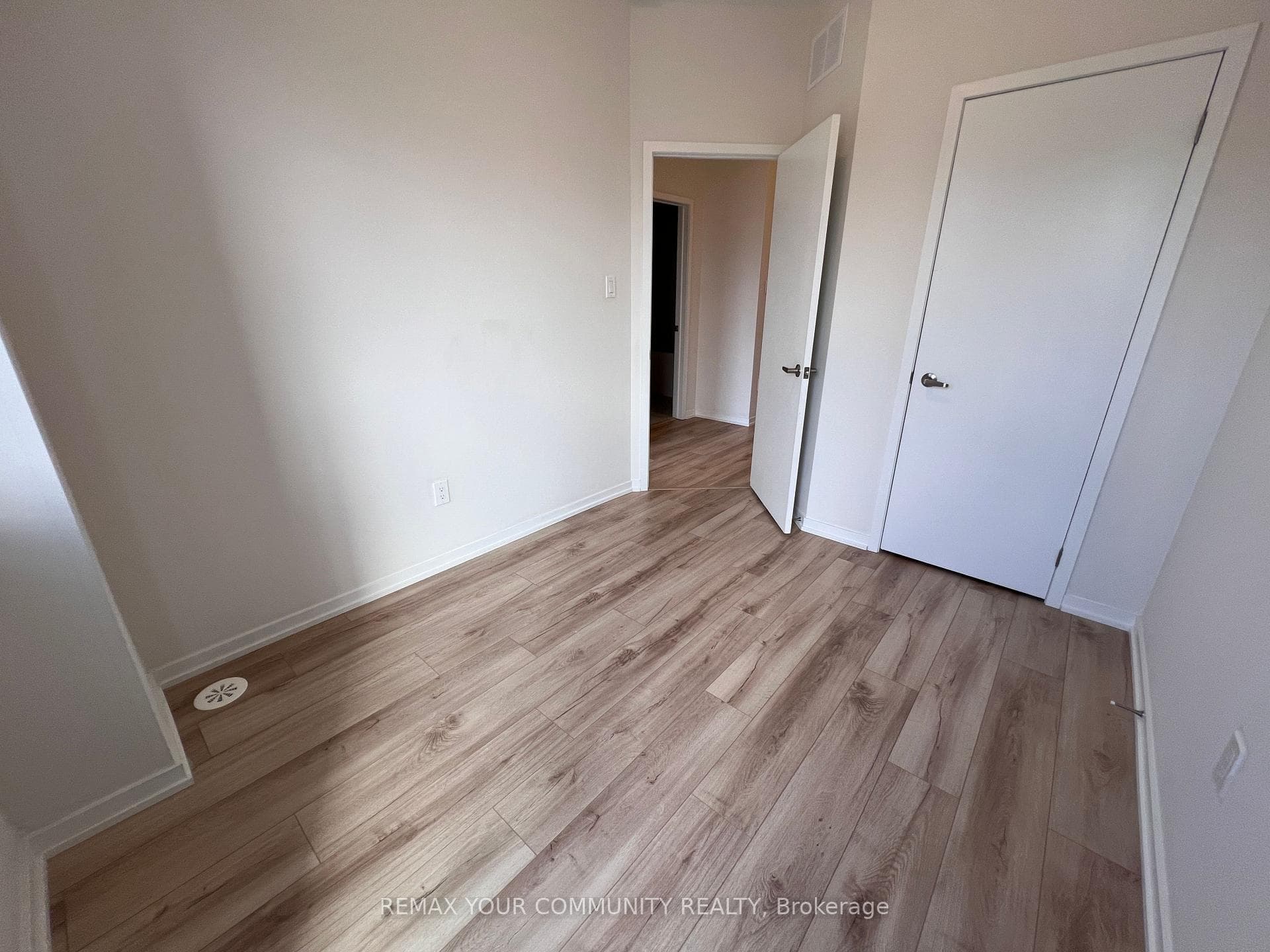 137 Rattenbury Road photo 30