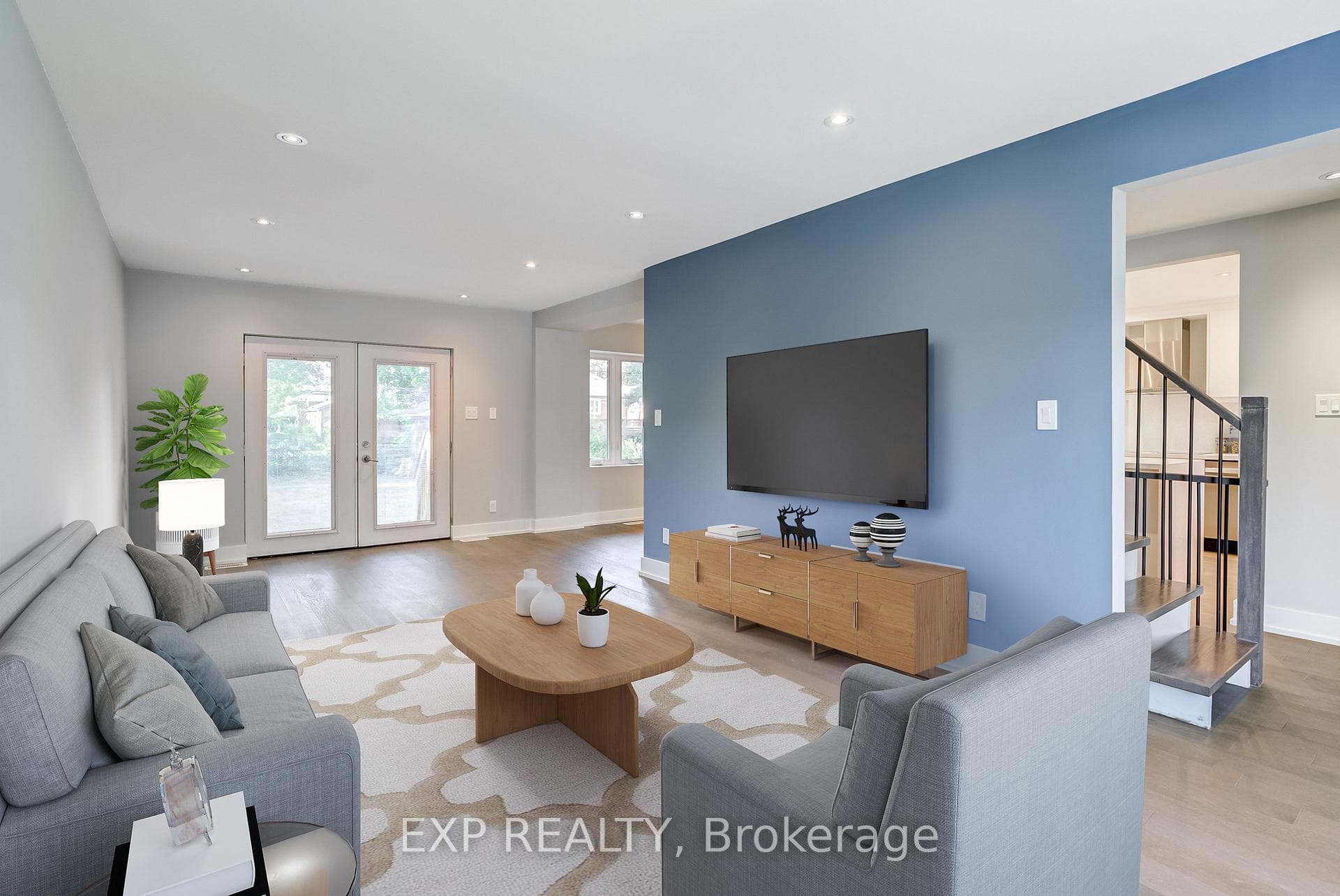 18 Innisdale Drive photo 4