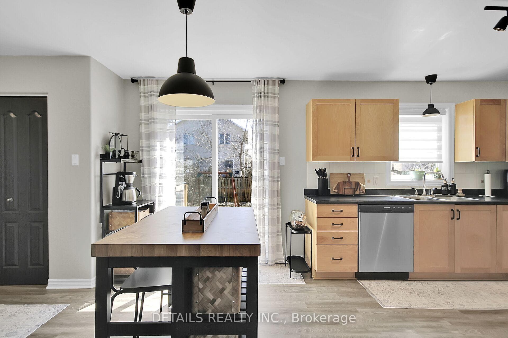 66 Lachaine Street photo 14